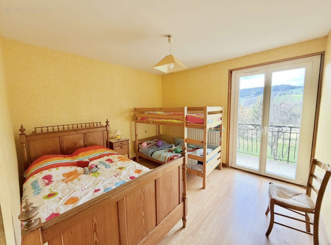 Appartement de type t3 bis de 90,7m2 a viuz en sallaz avec garage et jardin - photo 9