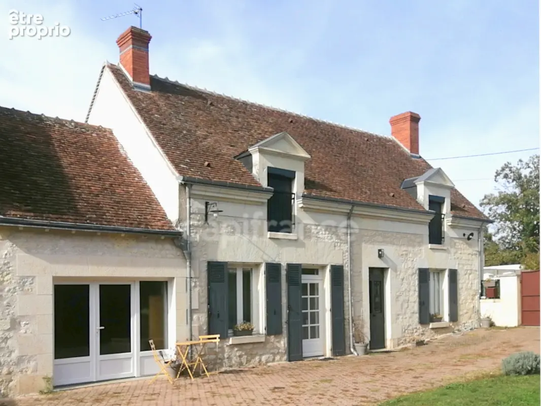 Maison à NOYERS-SUR-CHER