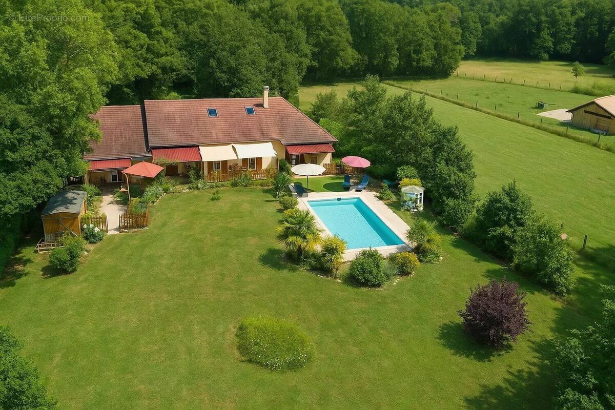 Maison à SAINT-AUBIN-DE-NABIRAT