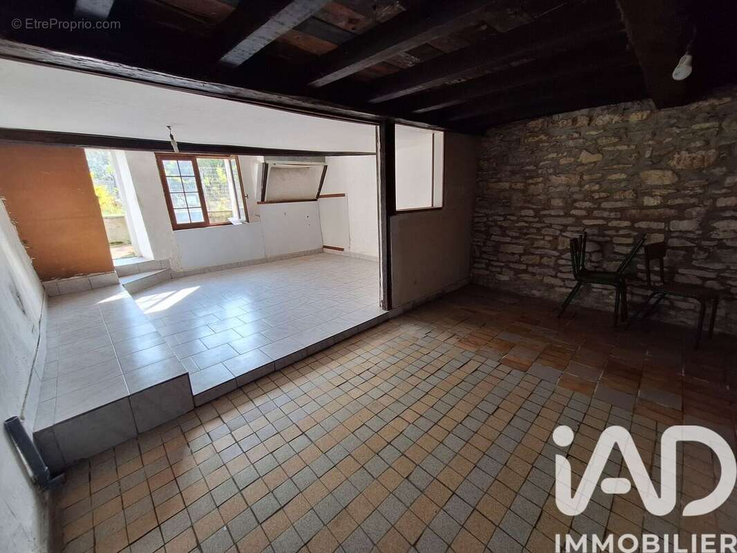 Maison 200 m² à Ecordal  - photo 8