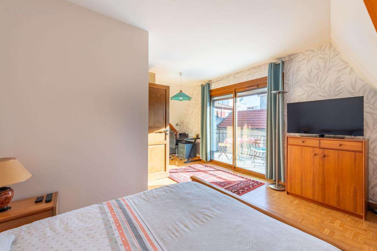 Maison à GENNEVILLIERS