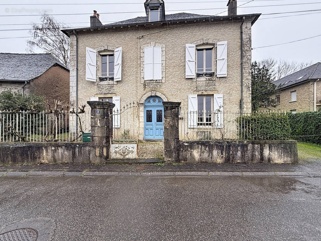 Maison à JUILLAC