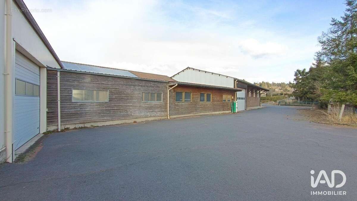 Photo 9 - Commerce à LA CHAISE-DIEU