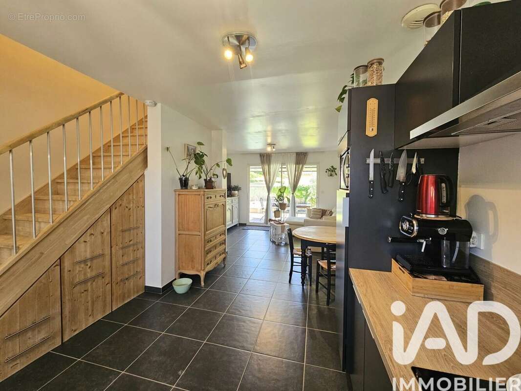 Maison 90 m² à Pont-Saint-Esprit  - photo 5
