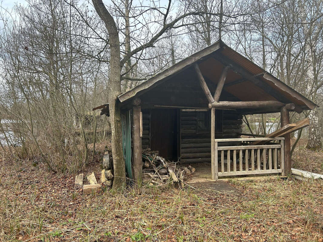 Terrain à MAREUIL-CAUBERT