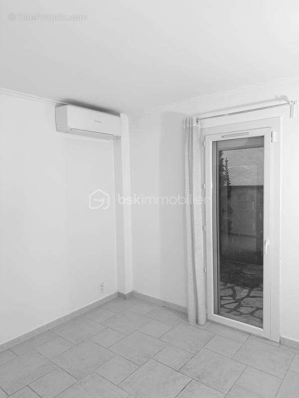 Maison à CHATEAUNEUF-LES-MARTIGUES