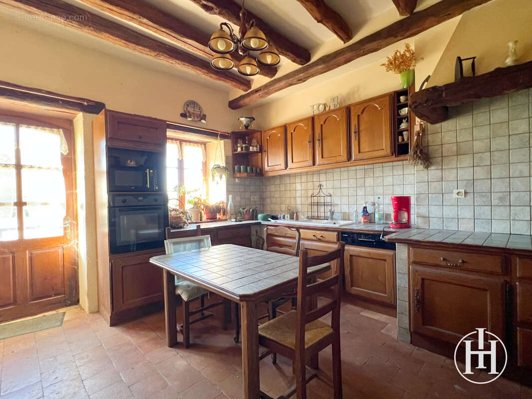 Maison à CHARENTON-DU-CHER