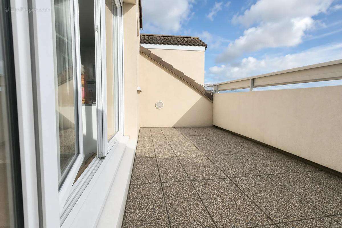 Appartement à VILLABE