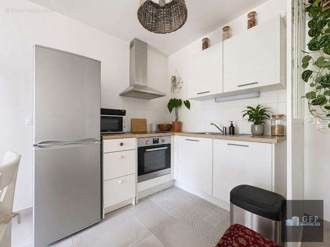 Appartement à BORMES-LES-MIMOSAS