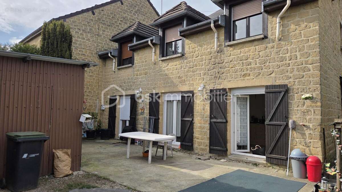 Maison à VILLERS-SEMEUSE