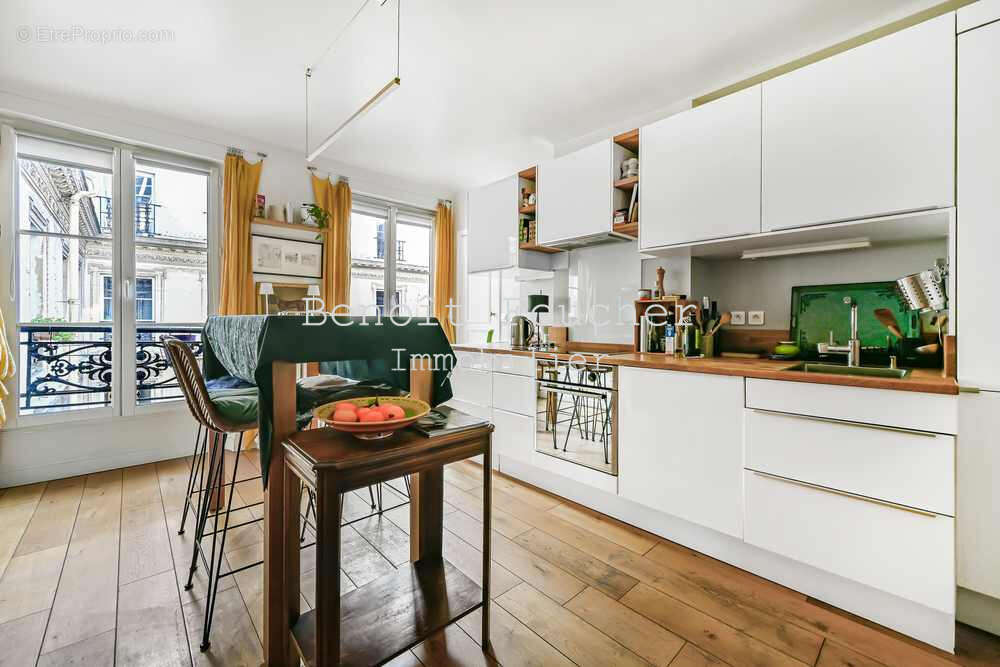 Paris Centre - magnifique appartement 3/4 chambres - photo 7