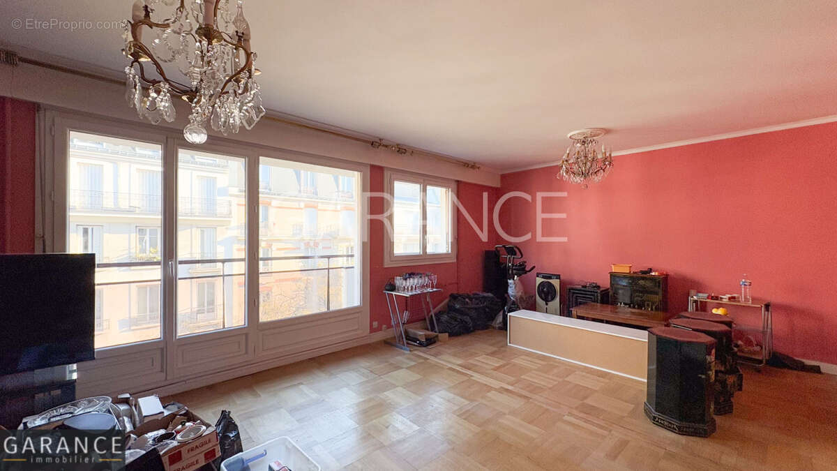 Appartement à PARIS-12E