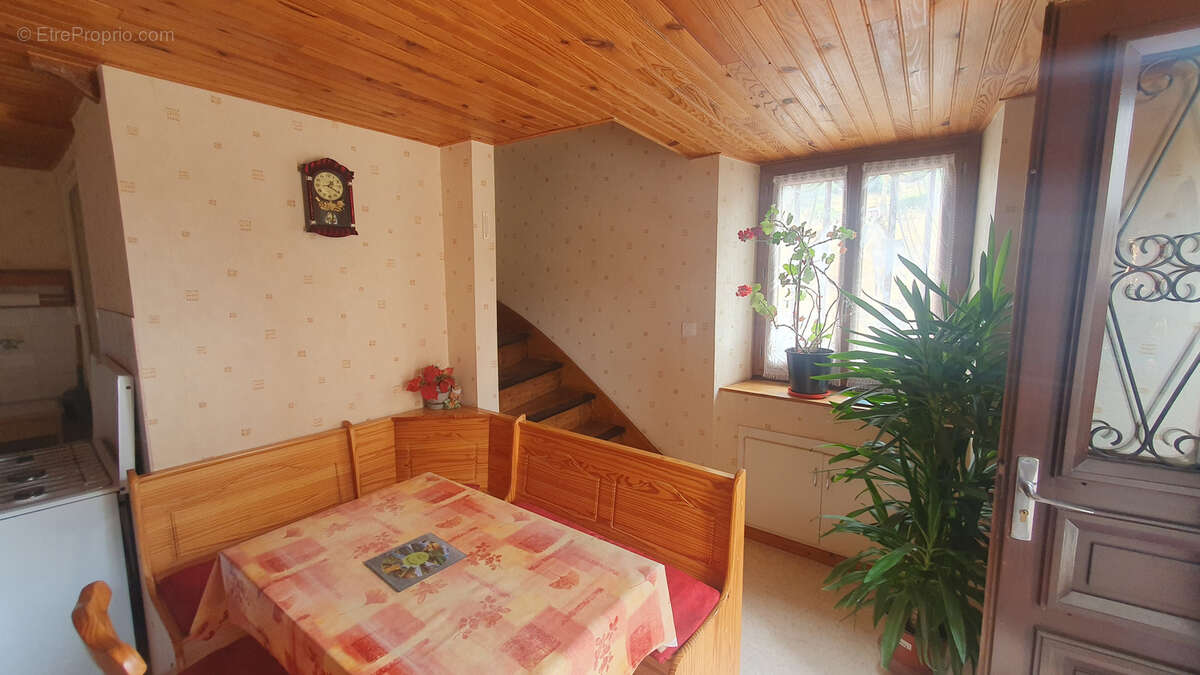 Maison en pierres mitoyenne - photo 6