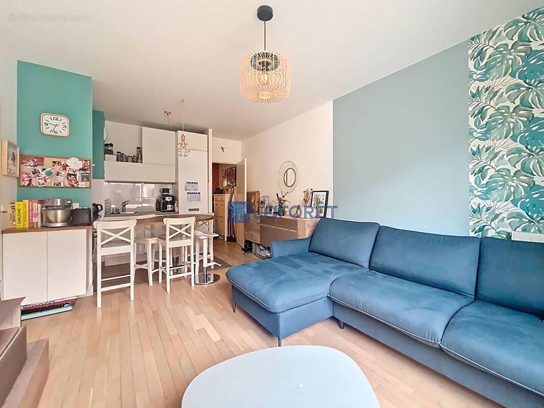 Appartement à PARIS-19E
