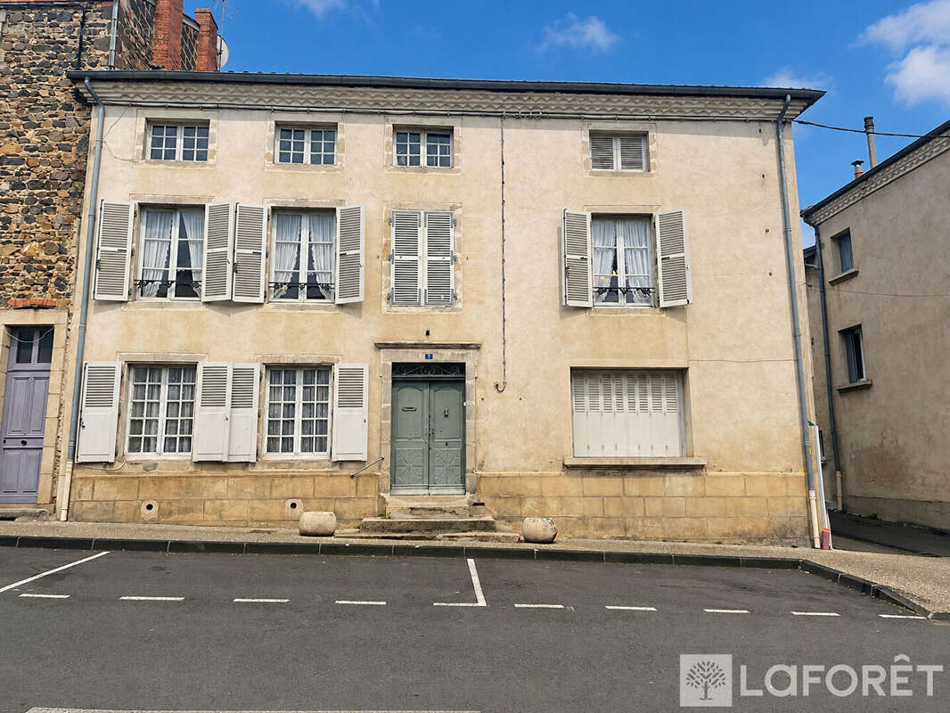 Maison avec cour et garage paulhaguet - photo 11