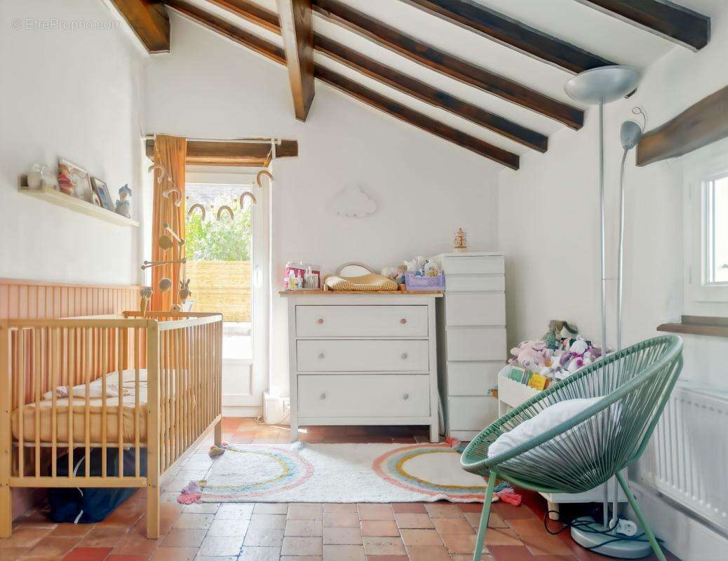  Charme & Authenticité : Maison de caractère avec jardin intimiste –Mareau-aux-Prés - photo 5