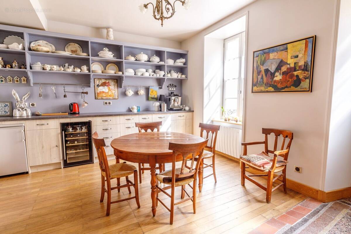 Maison à LA CHARITE-SUR-LOIRE