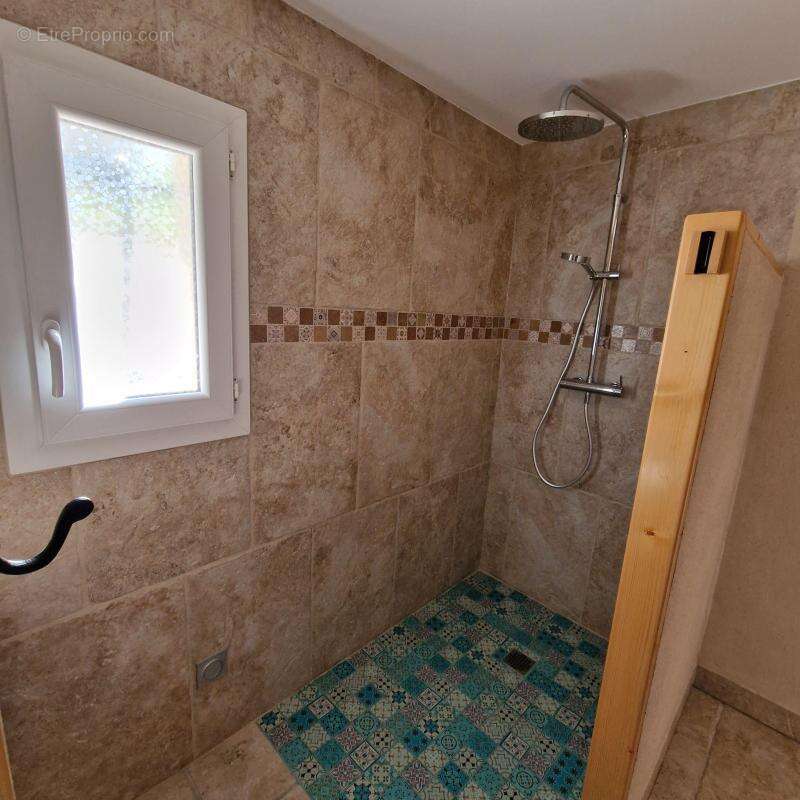 Maison à SAINT-SAUVEUR-GOUVERNET