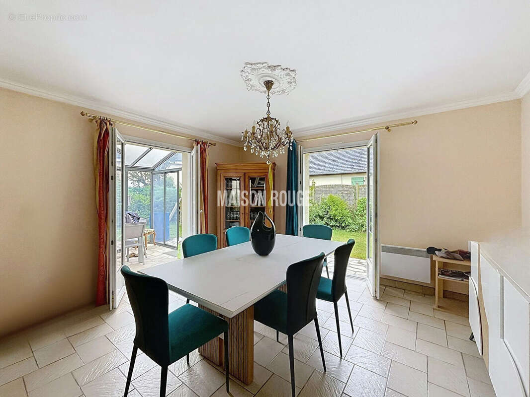 Maison à SAINT-MELOIR-DES-ONDES