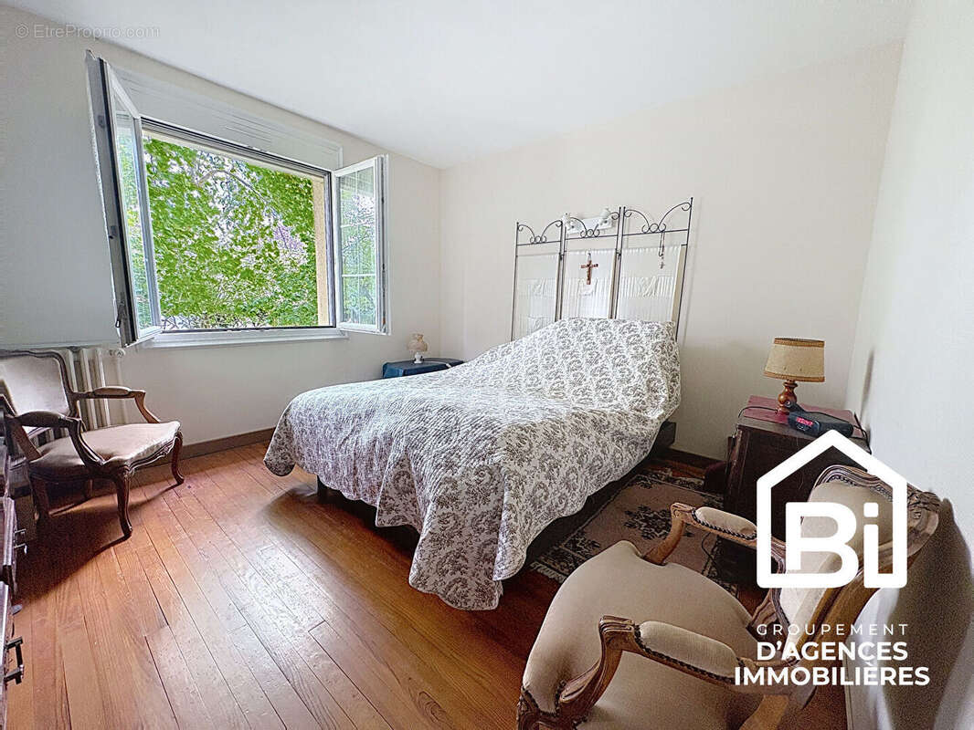 Maison à SAINT-MARTIN-DE-FONTENAY