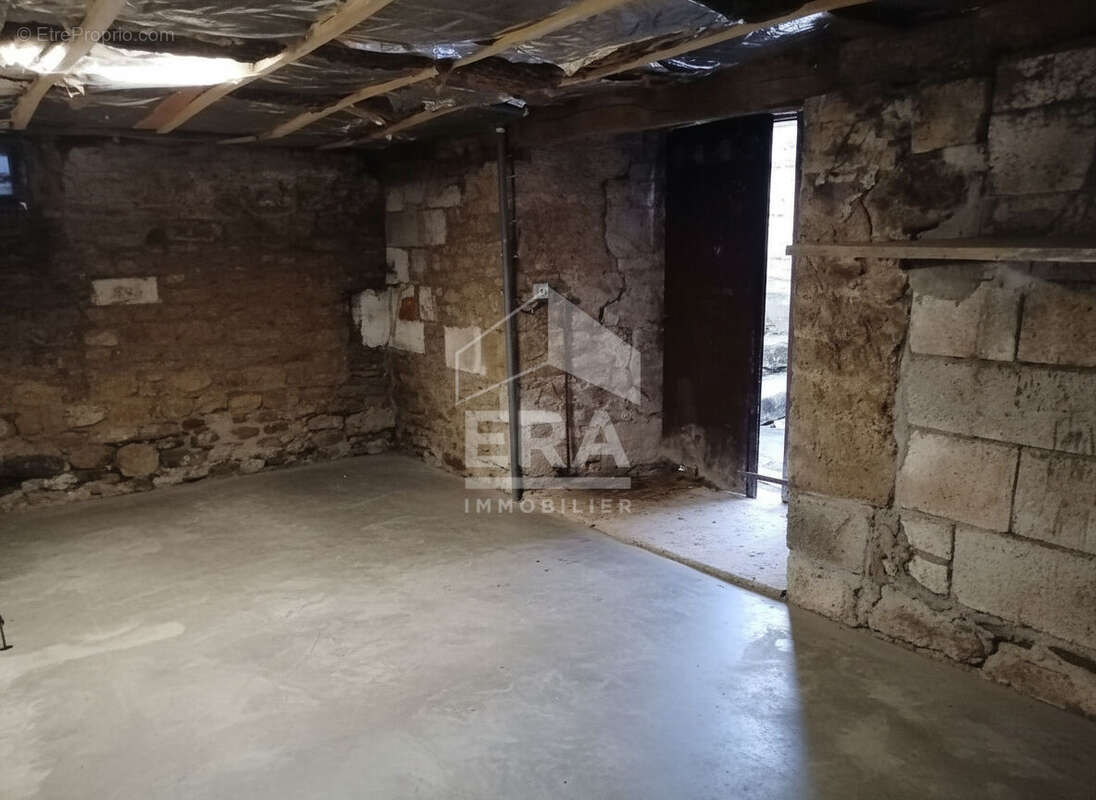 Maison à ESPRELS