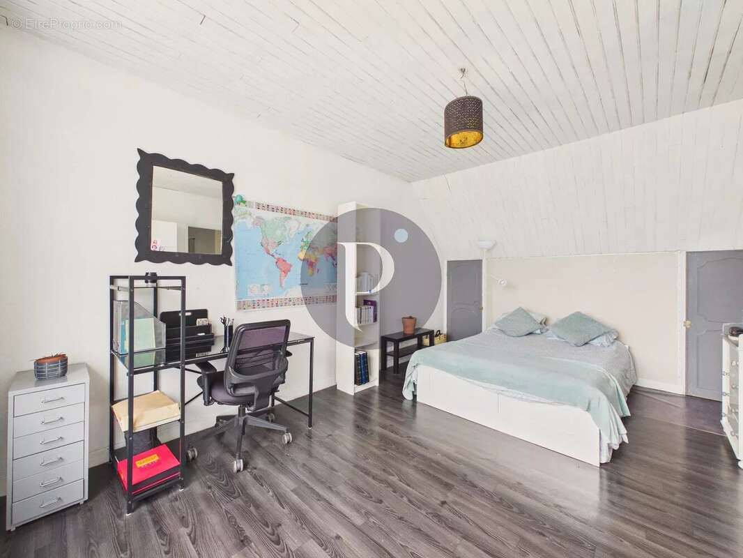 Maison à LE PLESSIS-ROBINSON