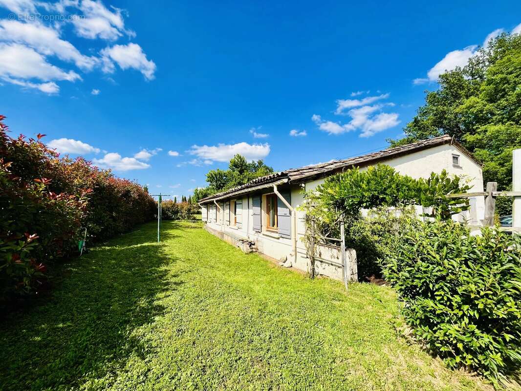 Maison en pierre de 3 chambres avec vue sur la campagne - photo 2
