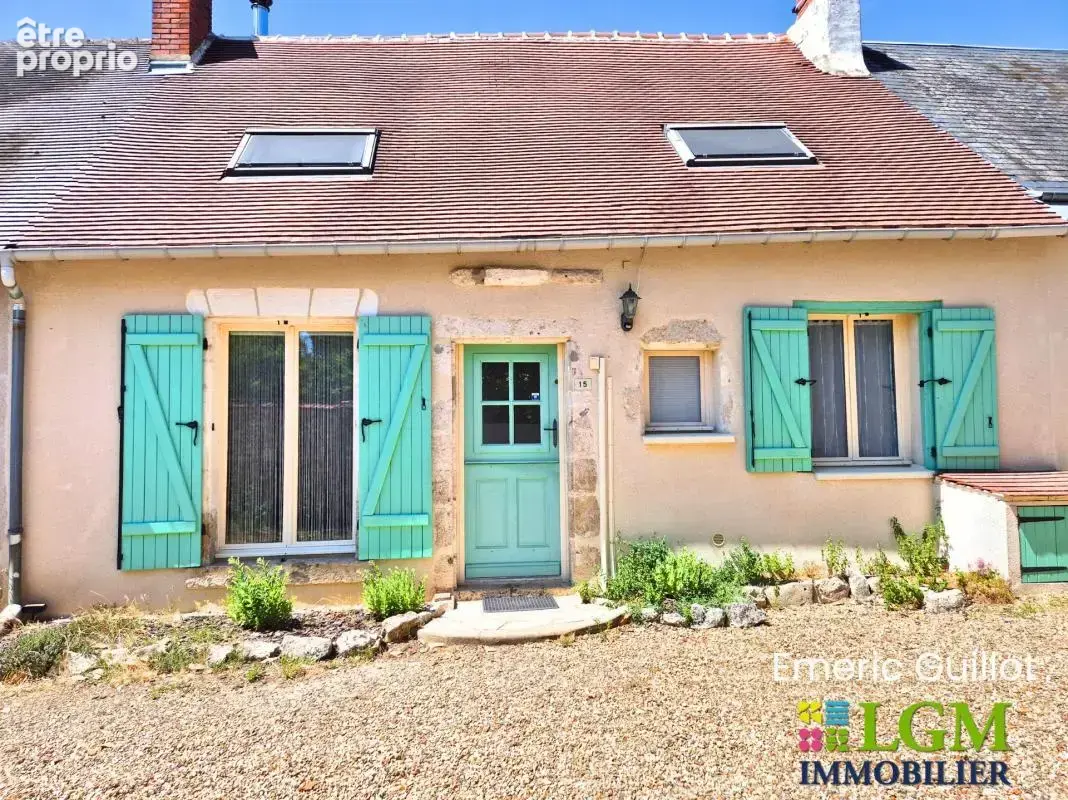  À VENDRE – Maison de bourg entièrement rénovée de 110 m² - 3 Chambres - Bureau - Terrasse - Atelier - appentis - Cave - Chambon - photo 2