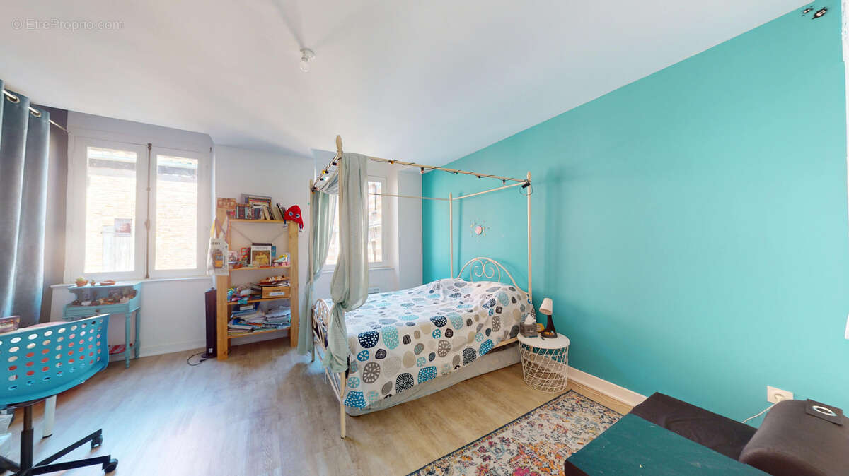 Maison à VERDUN-SUR-GARONNE