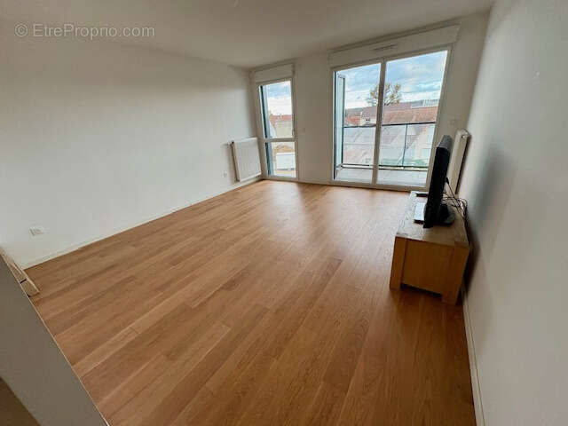 Appartement à SAINT-MAUR-DES-FOSSES