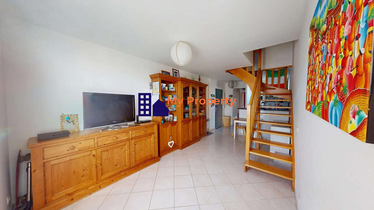 Appartement à HOUILLES