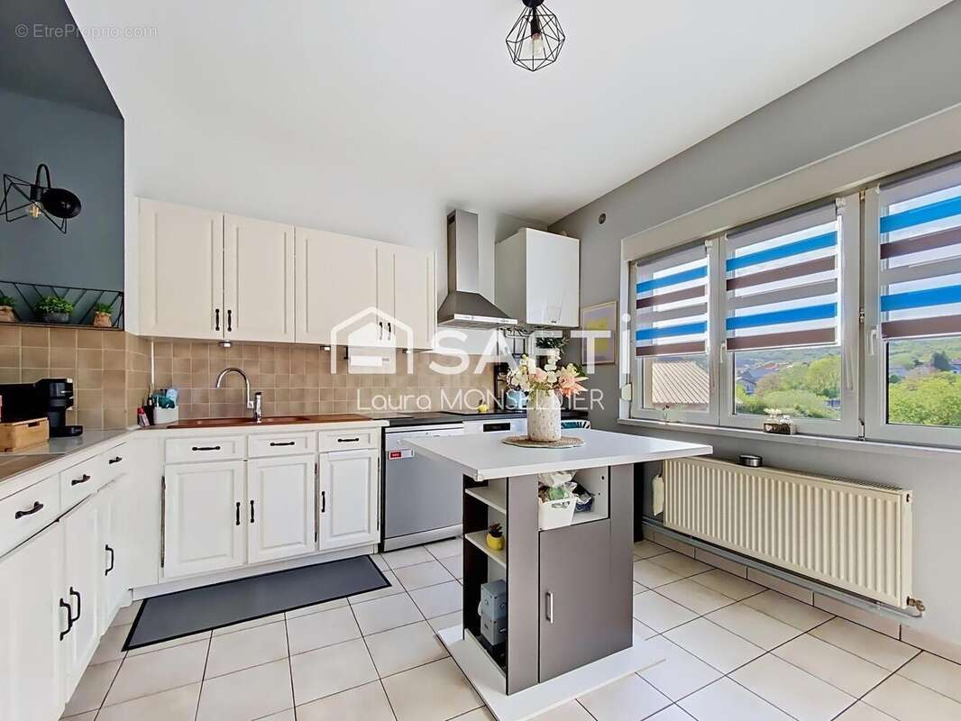 Photo 9 - Appartement à VITRY-SUR-ORNE