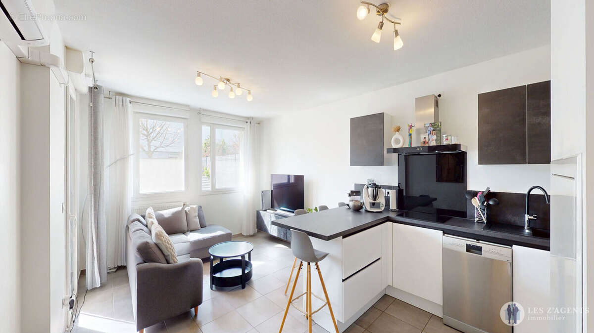 Appartement à SAINT-MARTIN-D'HERES