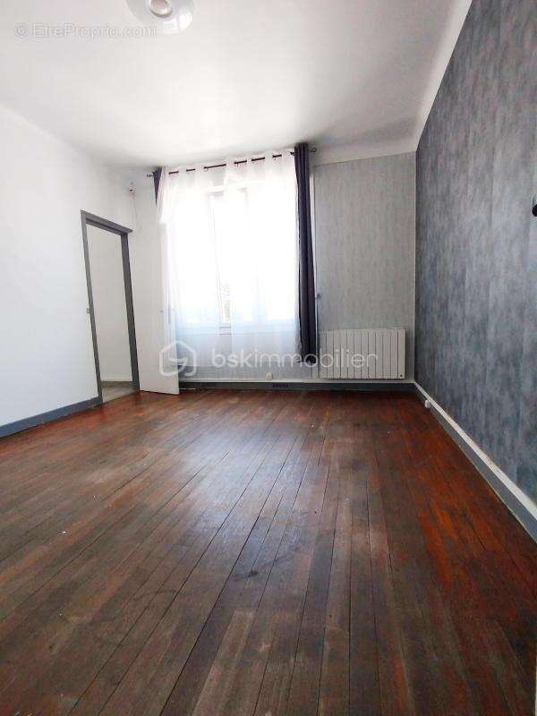 Maison à DAMMARIE-LES-LYS