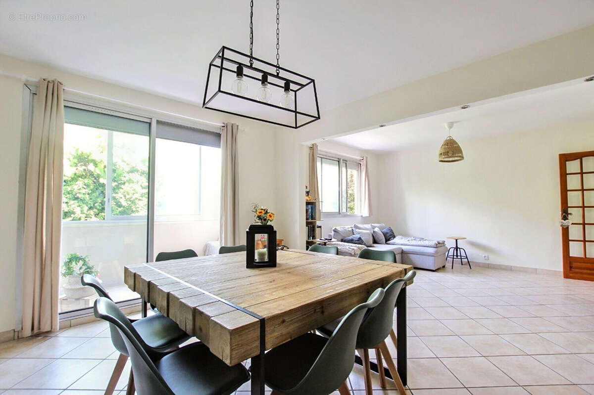 Appartement à SAINT-PRIEST