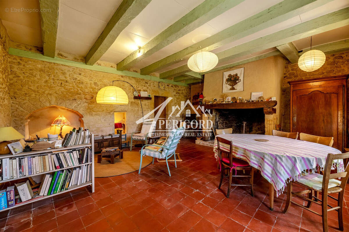 Maison à LALINDE