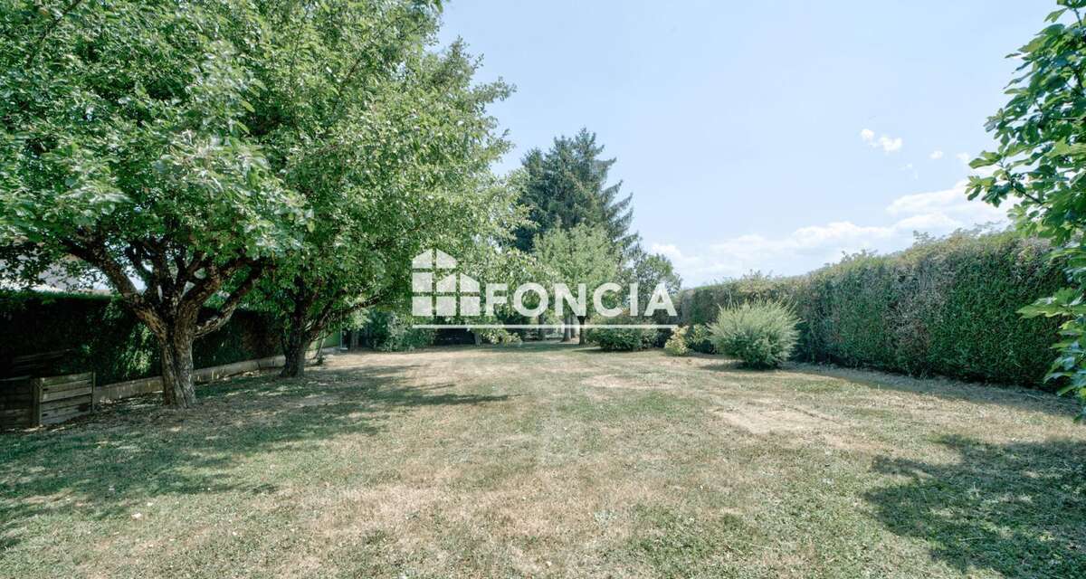 Maison à PREVESSIN-MOENS