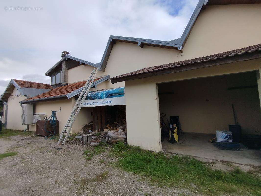 Maison à DAMPIERRE-LES-CONFLANS