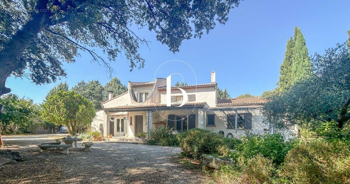Maison à UZES