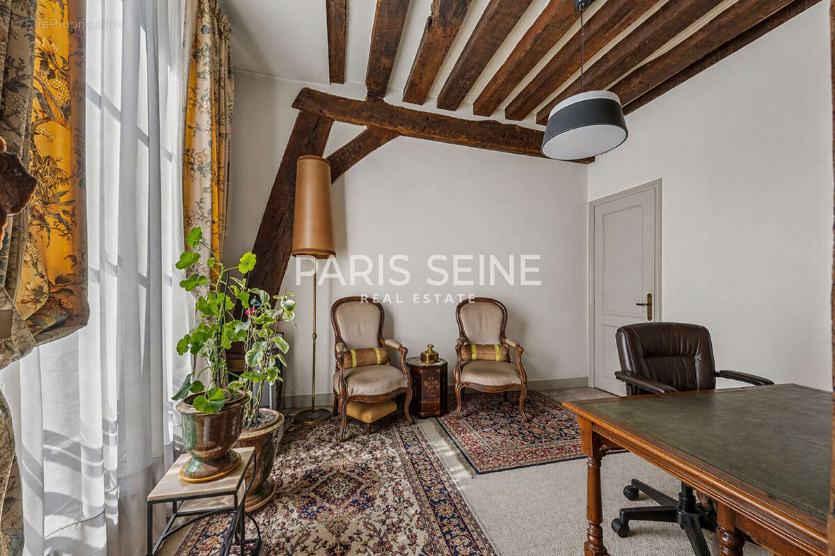 Appartement à PARIS-6E
