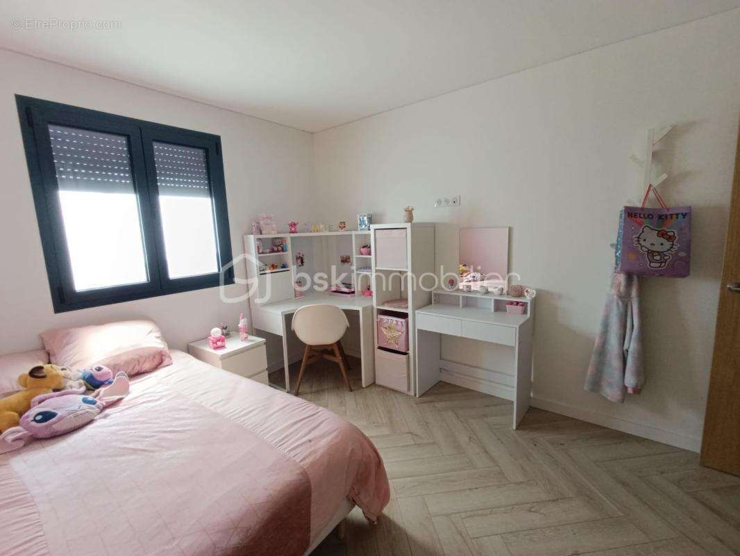 Maison 5 chambres de 174 m² avec piscine - photo 12