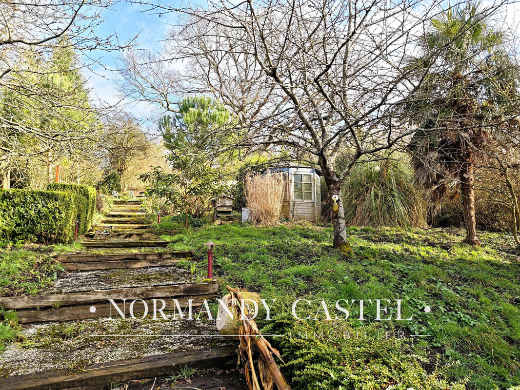 Maison à PUTOT-EN-AUGE