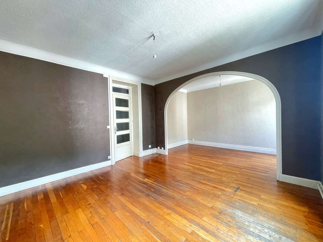 Appartement à GIVORS