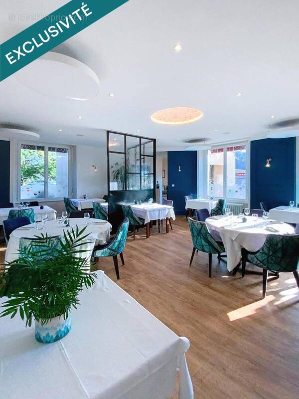 Photo 1 - Commerce à VAGNEY