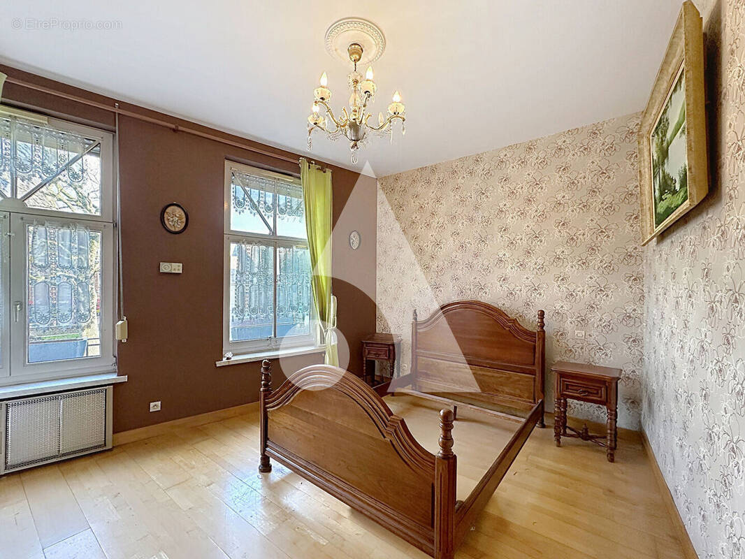 Maison à SAINT-AMAND-LES-EAUX