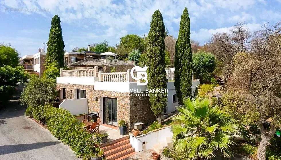 Maison à BORMES-LES-MIMOSAS