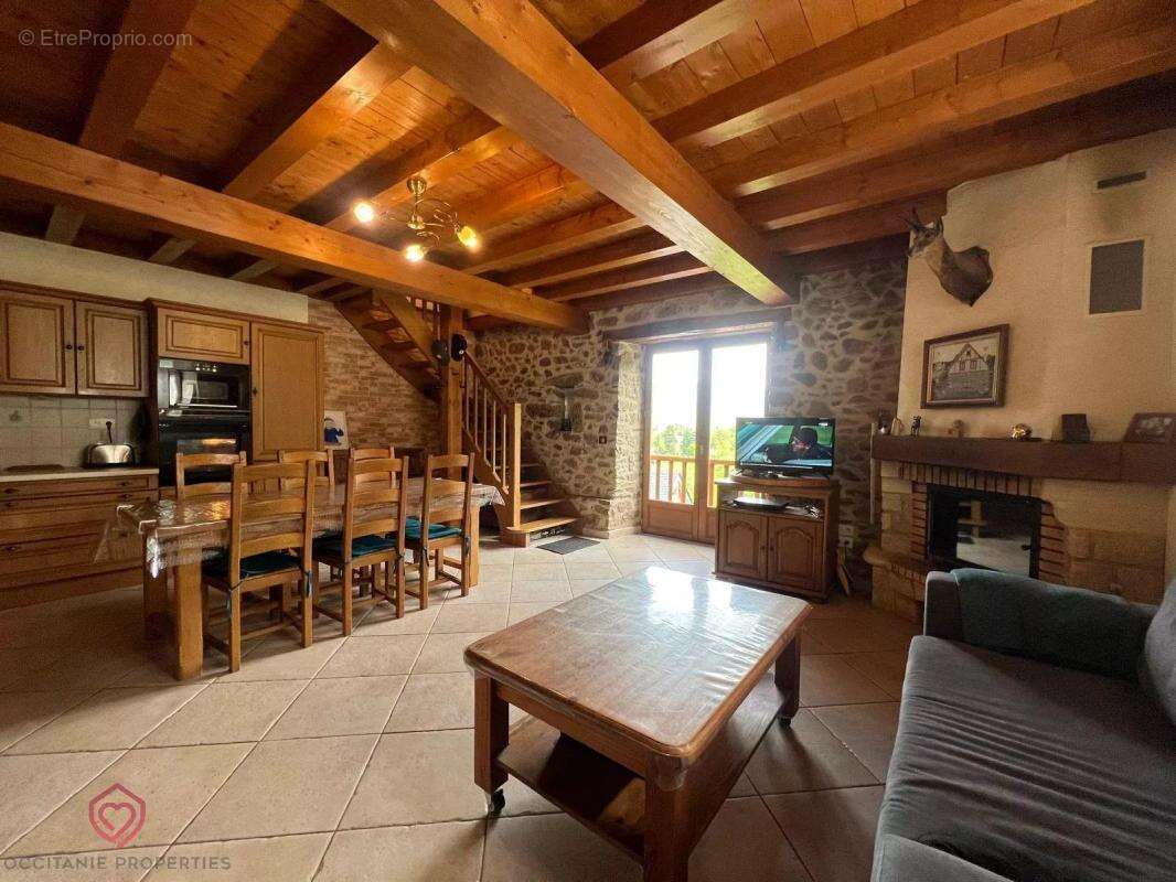 Maison à CASTILLON-EN-COUSERANS