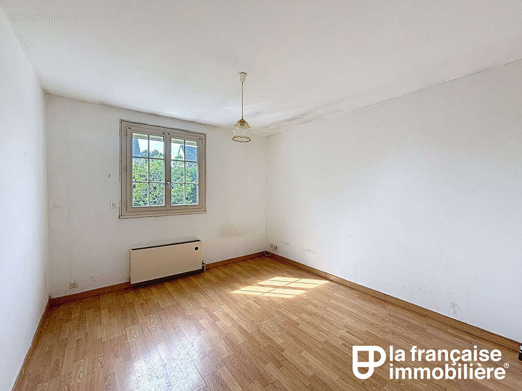 Maison à THORIGNE-FOUILLARD