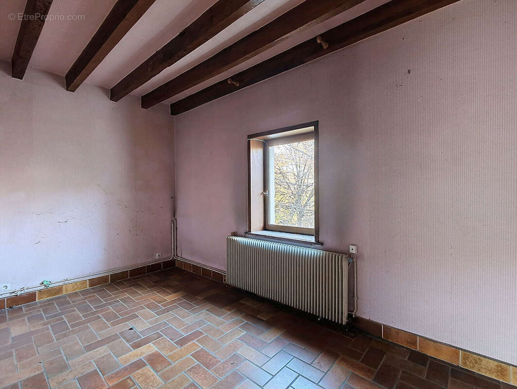 Maison à BELLEVILLE