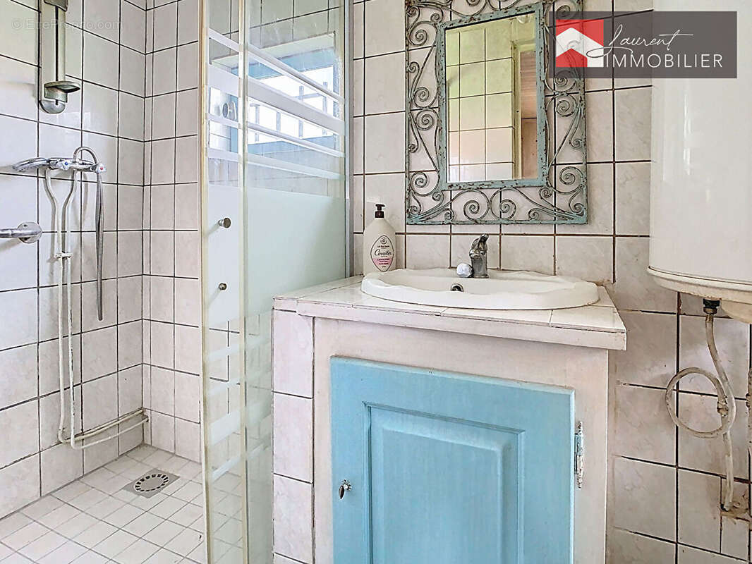 Maison à SAINT-ETIENNE-SUR-REYSSOUZE